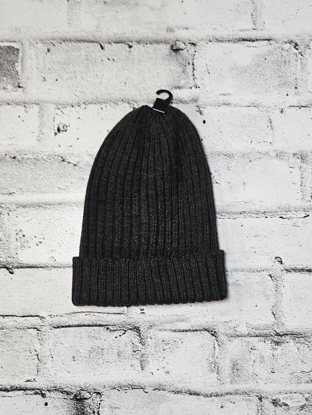 H&M Black Ribbed Knit Cuffed Beanie Toque One Size